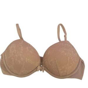 Victoria’s Secret Body By Victoria Push Up  Perfect Coverage Underwire Bra 32D